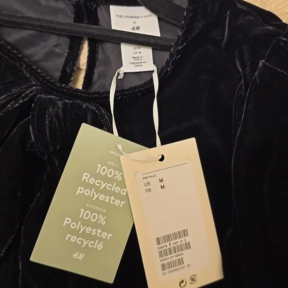 H&M x The Vampire’s Wife Bow - Detail Velvet Dress - Picture 7 of 7